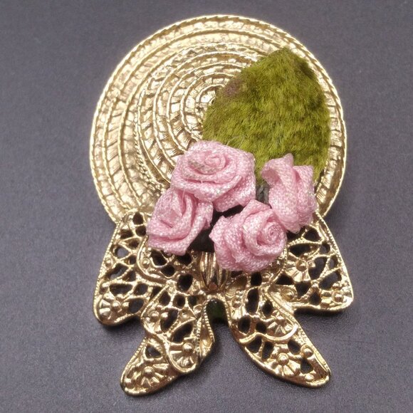 Vintage Gold tone Hat Brooch - Picture 1 of 2